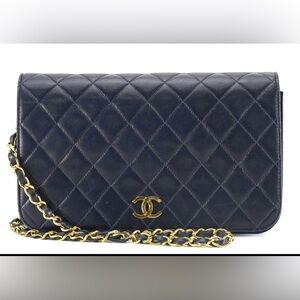 Chanel Matelassé Lambskin Leather
Single Flap Shoulder Bag